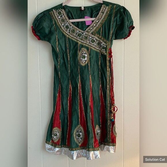 Fashion World Dress Women’s Small Red Green Pleated Sequined Dance Party Ethnic - Picture 1 of 8